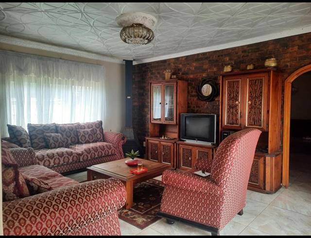 3 BEDROOM HOUSE FOR SALE IN ARCON PARK